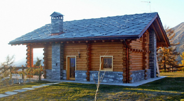 Log_Cabin_Italy_Aosta_13.jpg