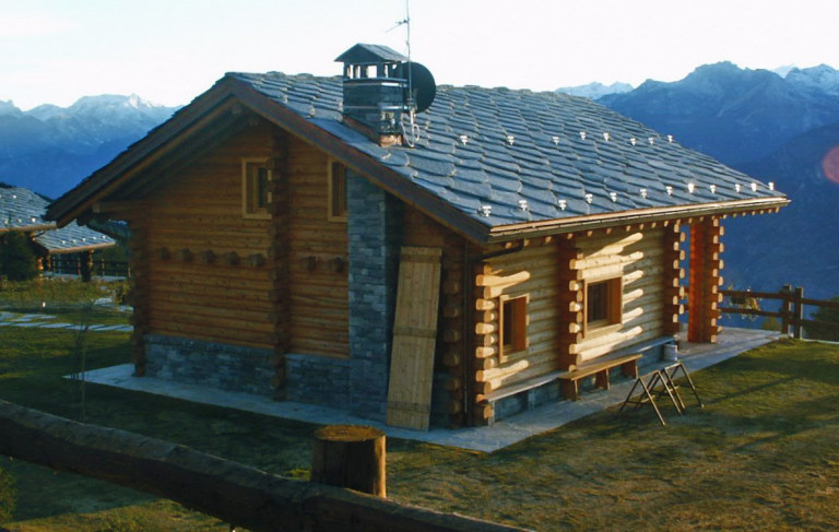 Log_Cabin_Italy_Aosta_14.jpg